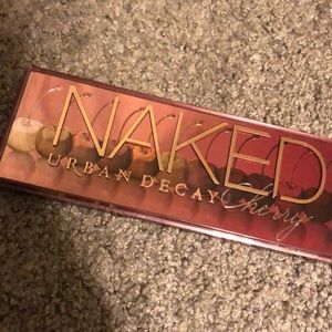 Naked Cherry Palette 🍒
